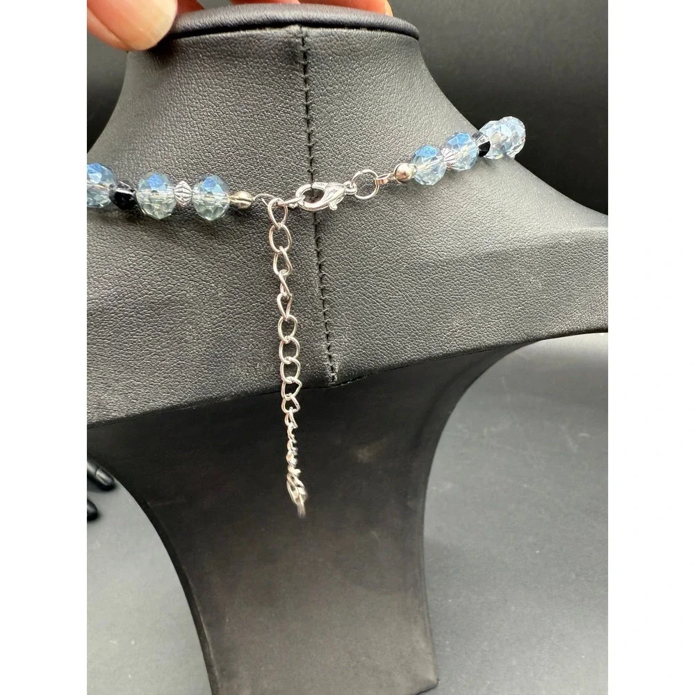 Vintage Sodalite and Crystal‎ Bead Necklace Silver Tone Accents Faceted Beads